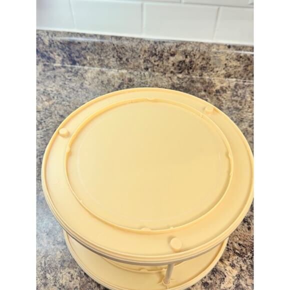 Not so Lazy Susan-Rubbermaid-Vintage - Picture 4 of 7